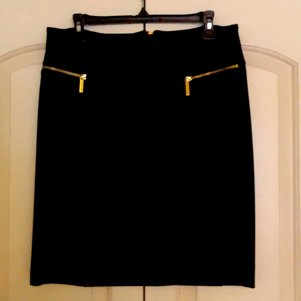 Micheal Kors skirt front zippers